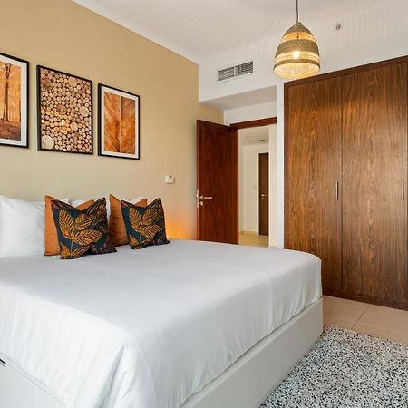 Chic And Zen Apartment, Near Burj Khalifa Tower Дубай Екстериор снимка