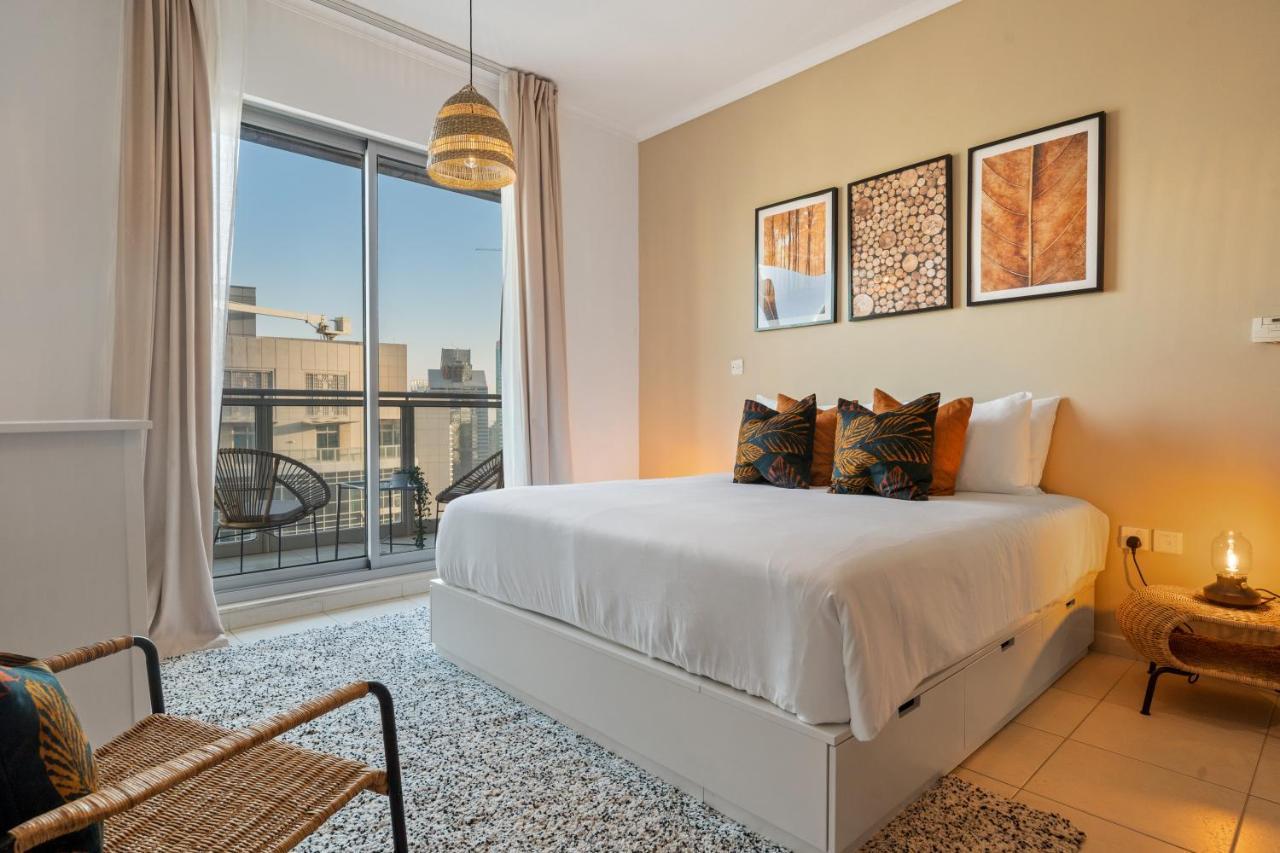 Chic And Zen Apartment, Near Burj Khalifa Tower Дубай Екстериор снимка